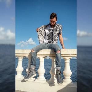 Meet your Posher, James